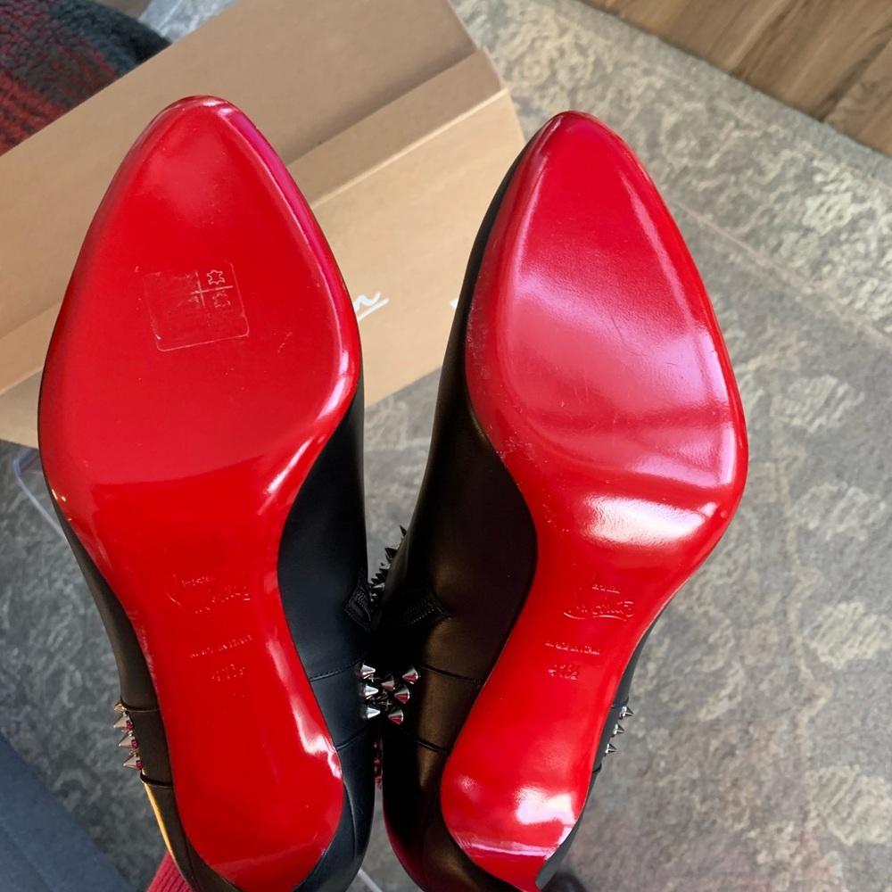💯 Auth Christian Louboutin Hongroise Boots 41.5 - Picture 4 of 8